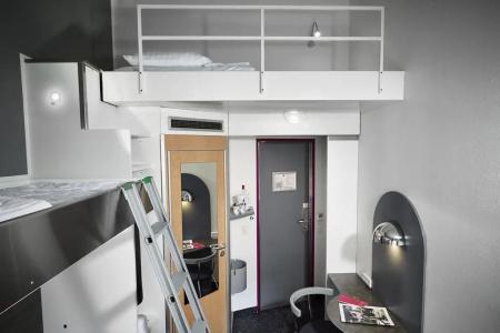 Cabinn Express - 9