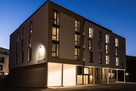 Maximilians Boutique-Landau - 1