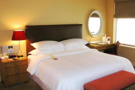 Four Points by Sheraton Downtown - 34