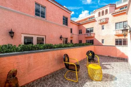 Secret Garden Miami Beach - 146