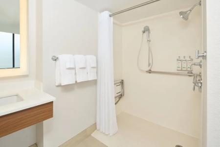 Holiday Inn Express Waikiki, An Ihg - 127