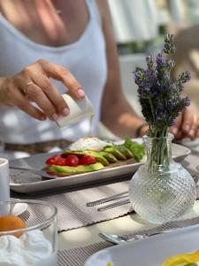 Casa Di Fiori Andros Suites - 78