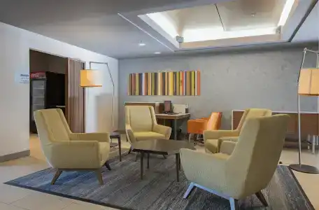 Rodeway Inn & Suites - 34