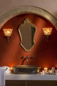 Moni Emvasis Luxury Suites - 66