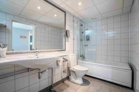 Thon Lillestrøm - 27