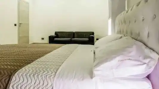 Suite in Center - 25