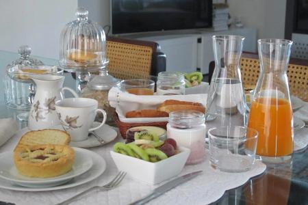 Insolent Inn - 10