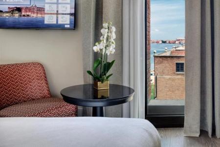 Hilton Molino Stucky Venice - 34