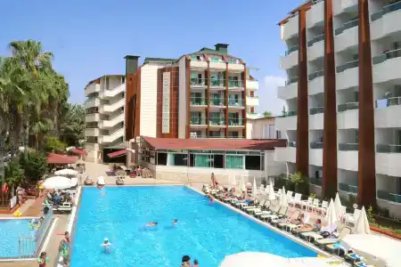 Club Tess - 11