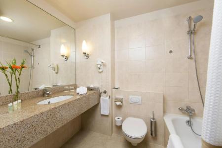 Courtyard By Marriott Brussels - 8
