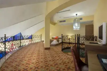 Granada Luxury - 6