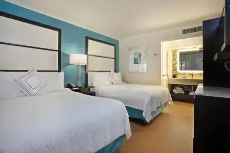 Fairfield Inn & Suites by Marriott - 35