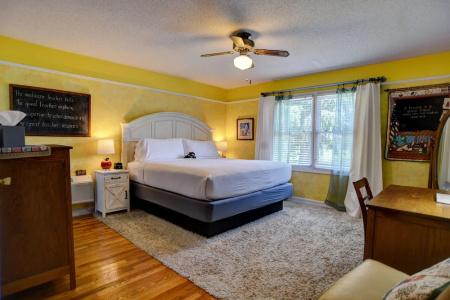 Blue Mountain Mist Country Inn - 97