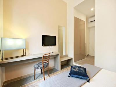 Roma In Una Stanza Guesthouse - 28