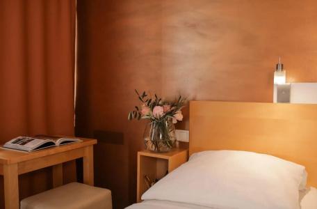 Town Wiesbaden - private living - 49