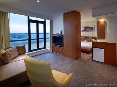 Novotel Cathedral Square - 4