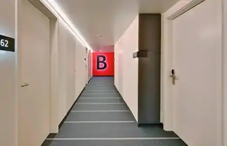 SwissTech - 13