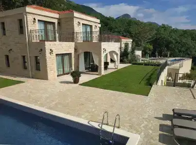 Oak Leaf Residences - 13