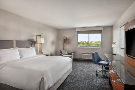Four Points by Sheraton Los Angeles Westside - 72