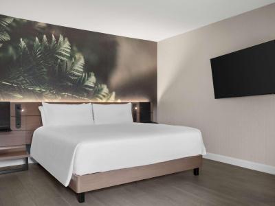 The Novotel Centre - 35