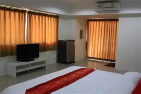 Buathip - 19