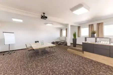Park Inn by Radisson Göttingen - 12