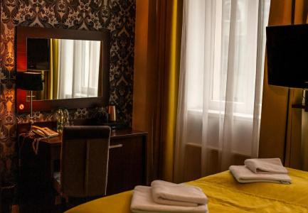 Artus - Old Town - 5