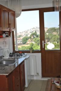 Gunebakan Taliani - 14