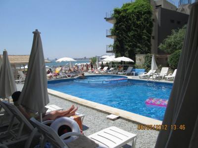Sunny Bay - 4