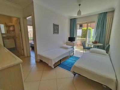 Kamer Suite & - 65