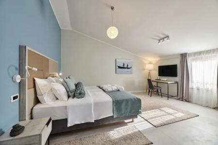 Rivalmare Boutique - 55