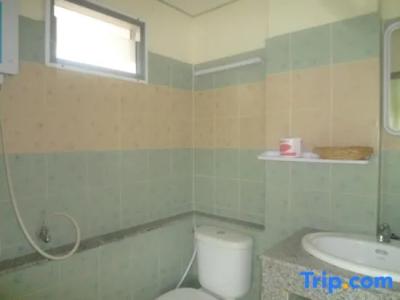 Vanlisut Ngamwongwan - 83