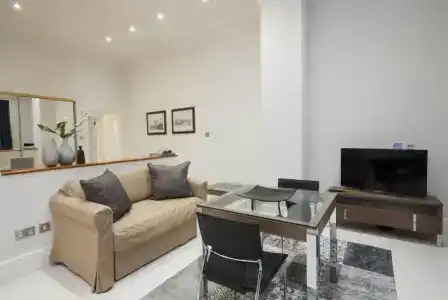 Queensgate Court - 293