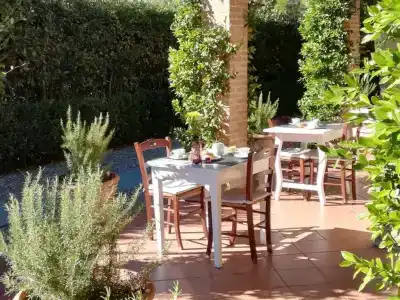 Si & Restaurant - 13