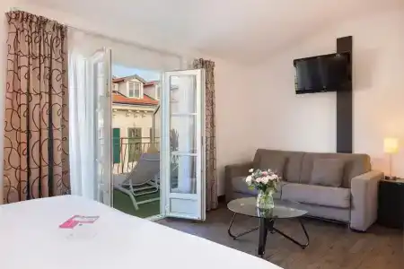 Florence Nice - 138