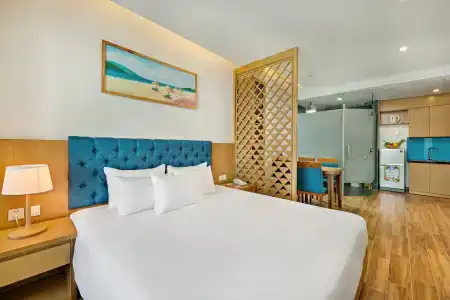 Seashore & Apartment - 4