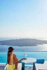 Cosmopolitan Suites - Small Luxurys of the World - 25