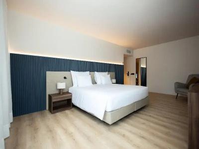 Golden Tulip Braga - Falperra - 91