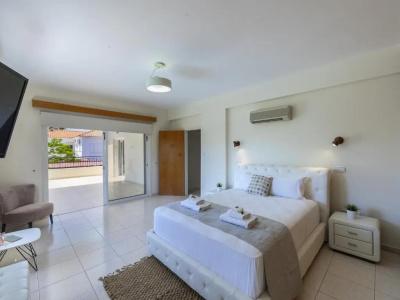 Meneou Seaside Mansion 7 - 90