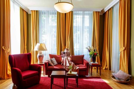 Louisa's Place - 169
