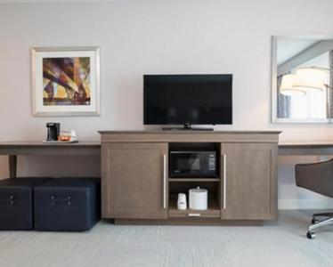 Hampton Inn and Suites - 38