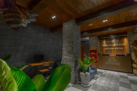 Botum Palace - 1
