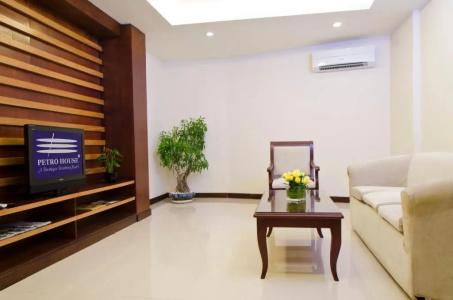 Petro House - 41