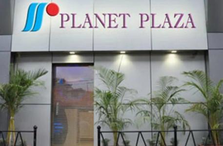 Planet Plaza - 0
