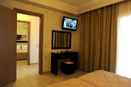 Mamfredas Luxury Resort - 13