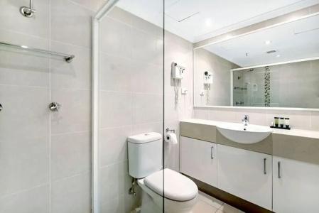 Ultiqa Beach Haven On Broadbeach - 81