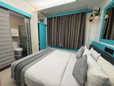 The Hive Beach - 48