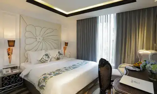 a&Em Saigon - 6