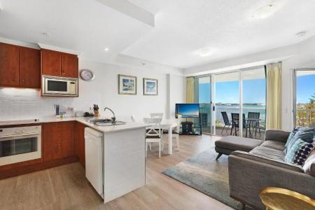 Crystal Bay On The Broadwater - 152