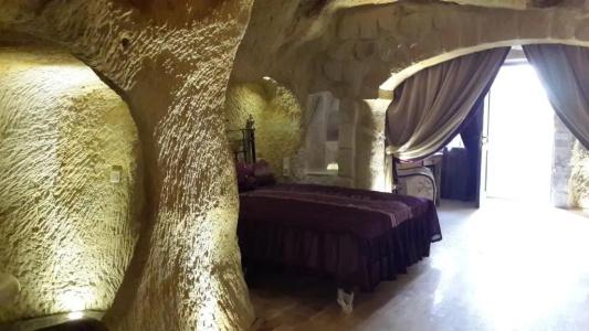 Golden Cave Suites - 154